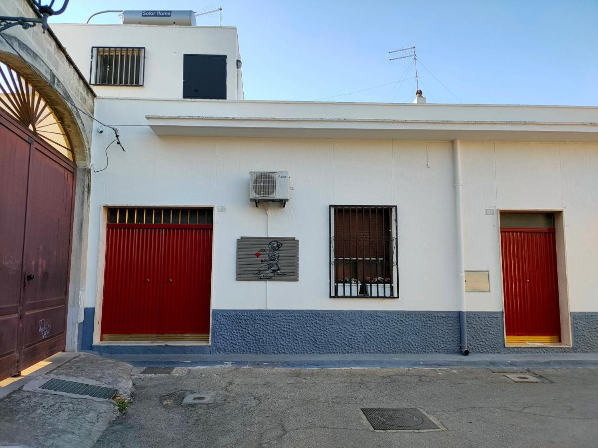 Casa Vacanza In Pieno Centro Storico Vicino Ostuni E La Riserva Di Torre Quaceto Сан-Вито-деи- Норманни Экстерьер фото