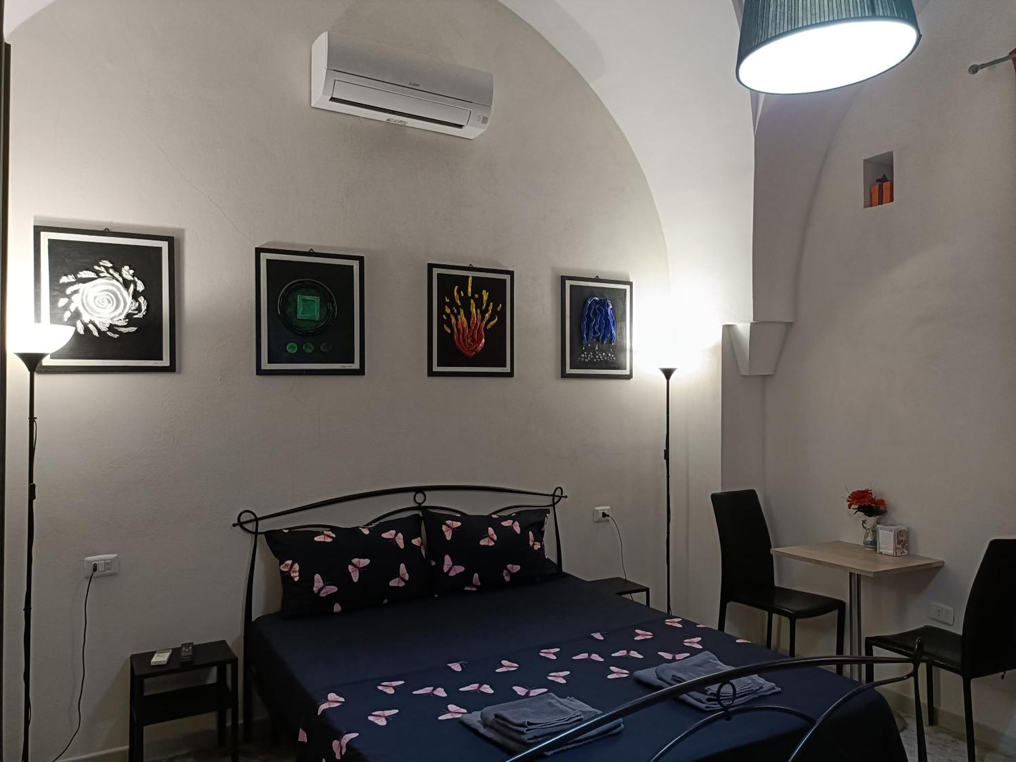 Casa Vacanza In Pieno Centro Storico Vicino Ostuni E La Riserva Di Torre Quaceto Сан-Вито-деи- Норманни Экстерьер фото